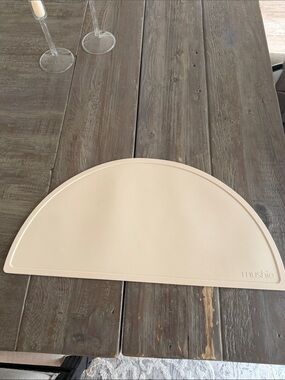 mushie Kids Half-Round Placemat in Soft Beige